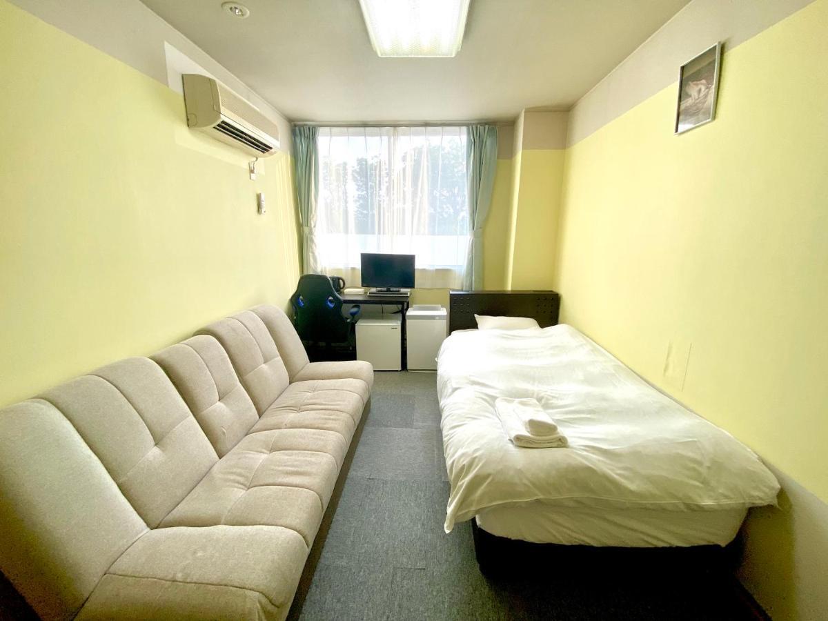 Hendakara Hotel Цу Екстериор снимка