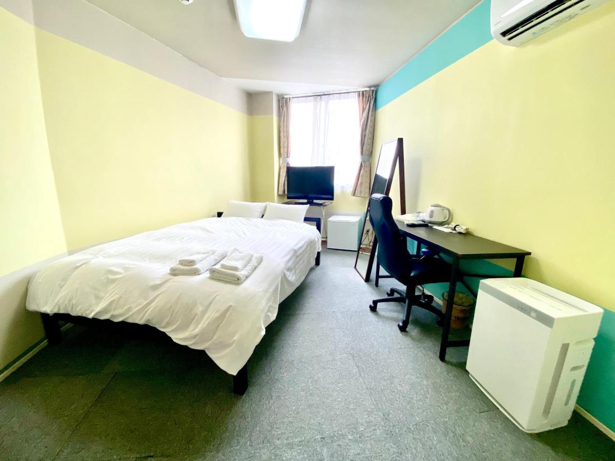 Hendakara Hotel Цу Екстериор снимка