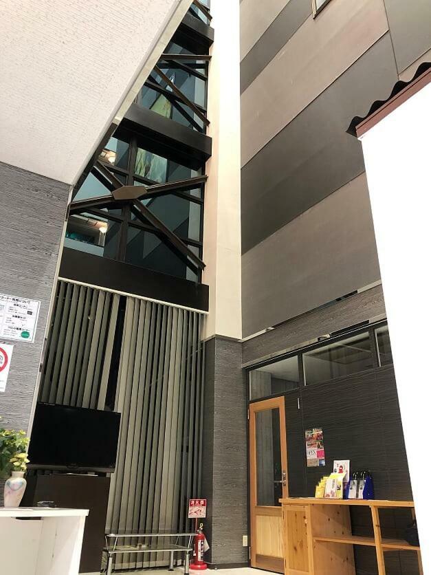 Hendakara Hotel Цу Екстериор снимка